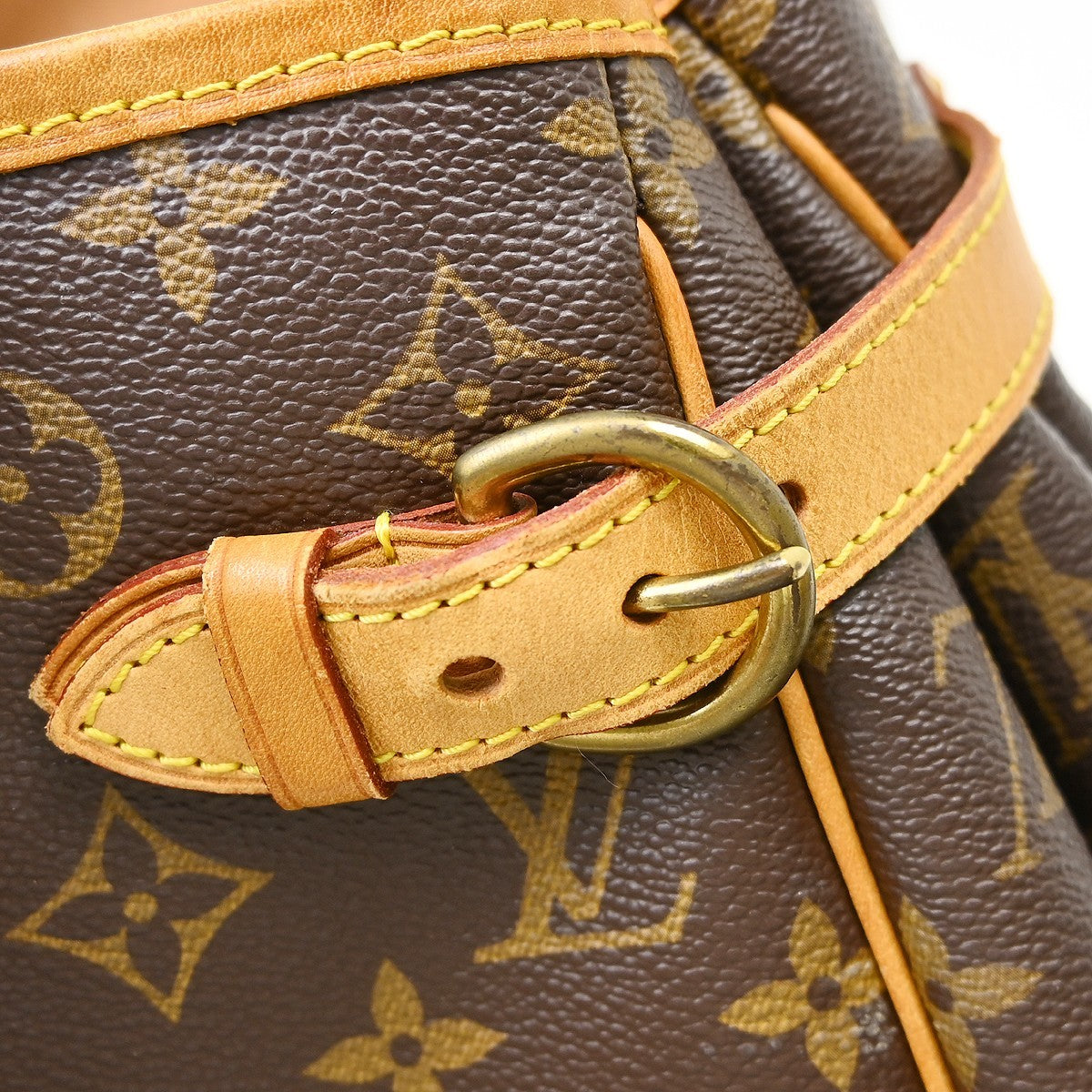 Louis Vuitton Batignolles Handbag Monogram Canvas, Brown, Canvas, Shoulder Bag