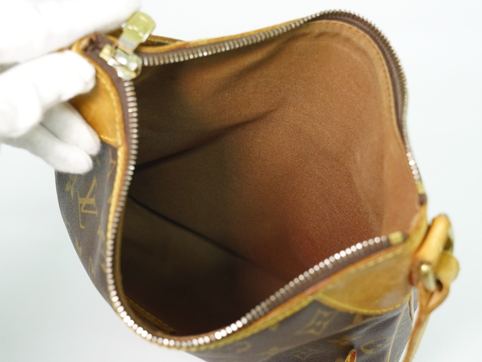 Louis Vuitton Odeon Handbag Monogram Canvas, BROWN, CANVAS, Shoulder bag
