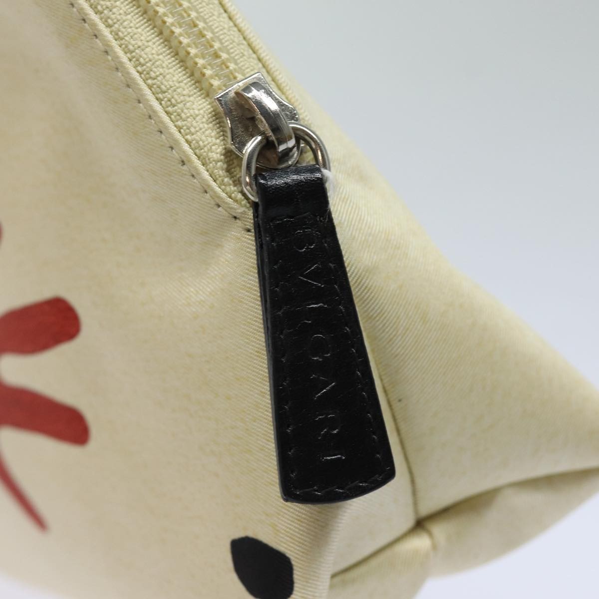 Bvlgari Pouch Leather, RED, CANVAS, Clutche & pouche
