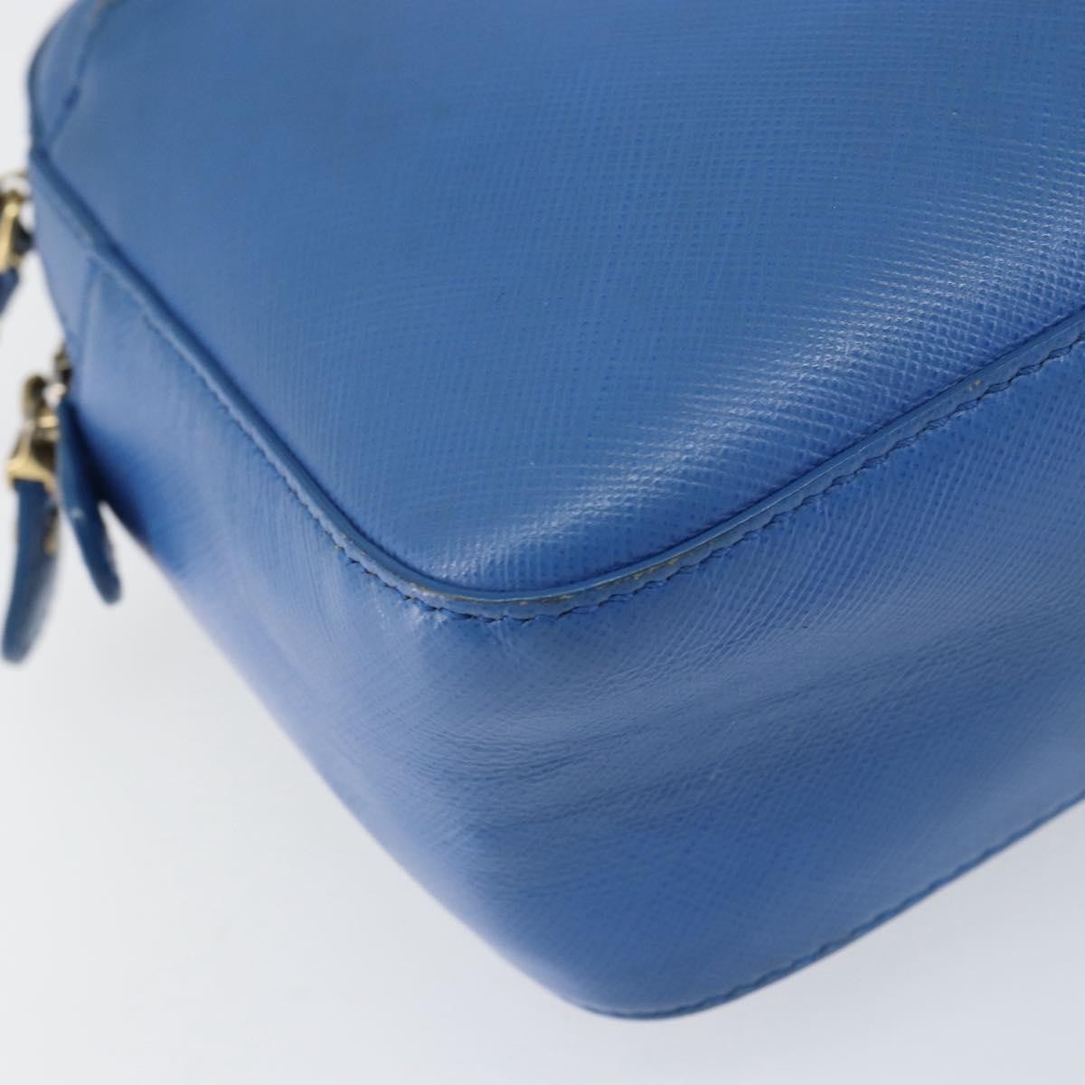 Salvatore Ferragamo Vala Chain Shoulder bag Leather, BLUE, LEATHER, Shoulder bag