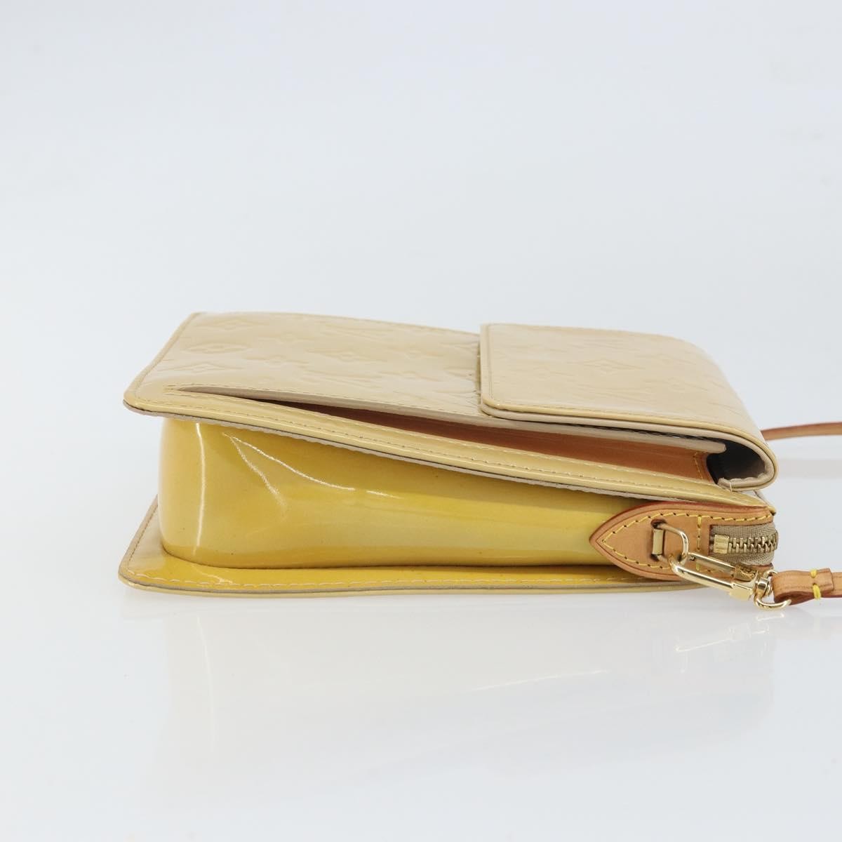 Louis Vuitton Mott Handbag Monogram Vernis, Beige, Patent Leather, Clutch