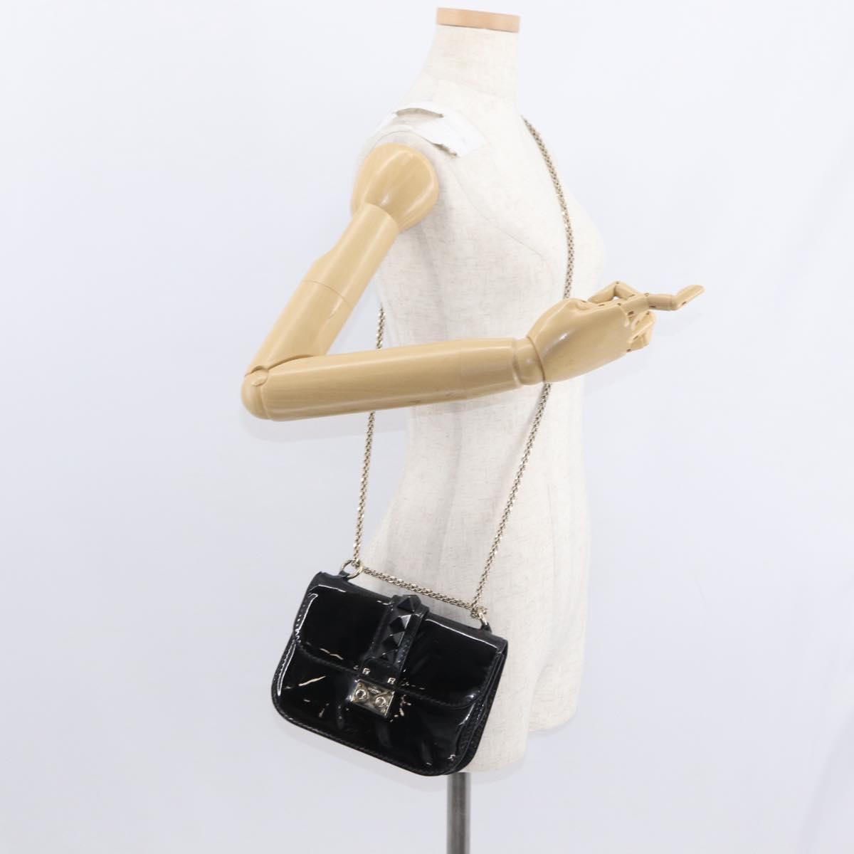 Valentino Garavani Glam Lock Shoulder Bag Patent, BLACK, PATENT_LEATHER, Shoulder bag