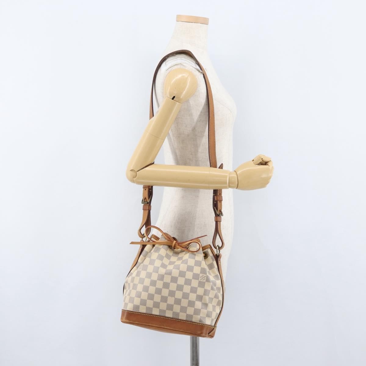 Louis Vuitton Noe Handbag Damier, Beige, Canvas, Shoulder Bag