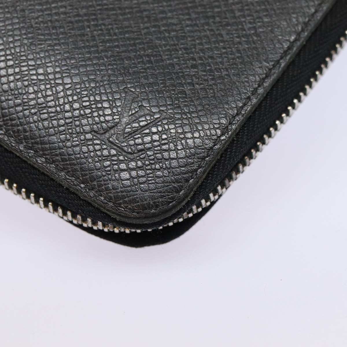 Louis Vuitton Zippy wallet vertical Taïga, GRAY, LEATHER, Wallets