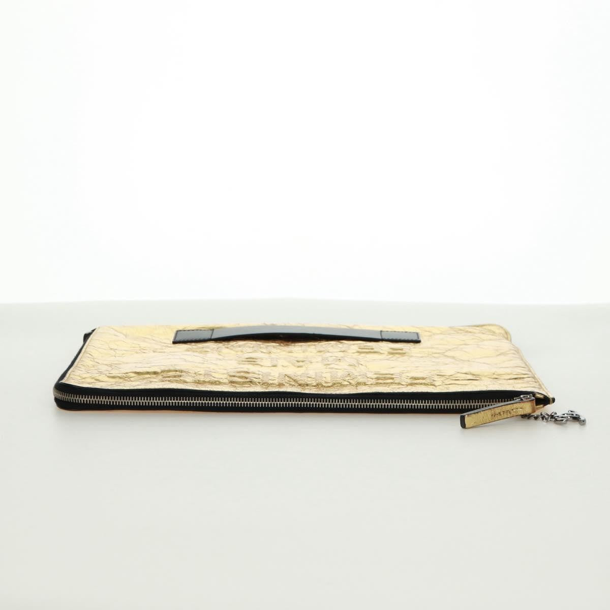 Chanel Feminine Pouch Crinkled Leather, Gold, Leather, Clutch