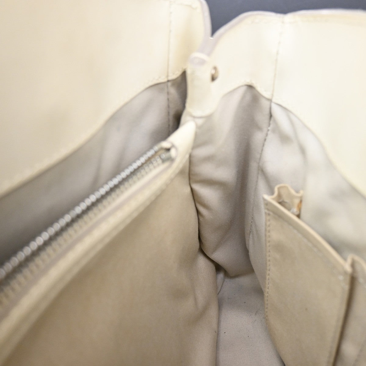 Louis Vuitton Passy Tote Epi Leather, WHITE, LEATHER, Tote bag