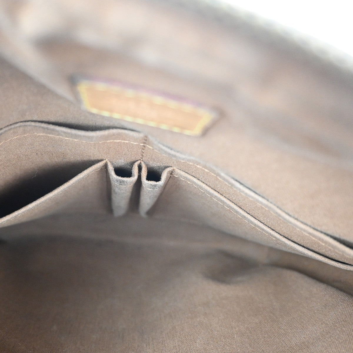 Louis Vuitton Trotteur Beaubourg Handbag Monogram Canvas, BROWN, CANVAS, Shoulder bag
