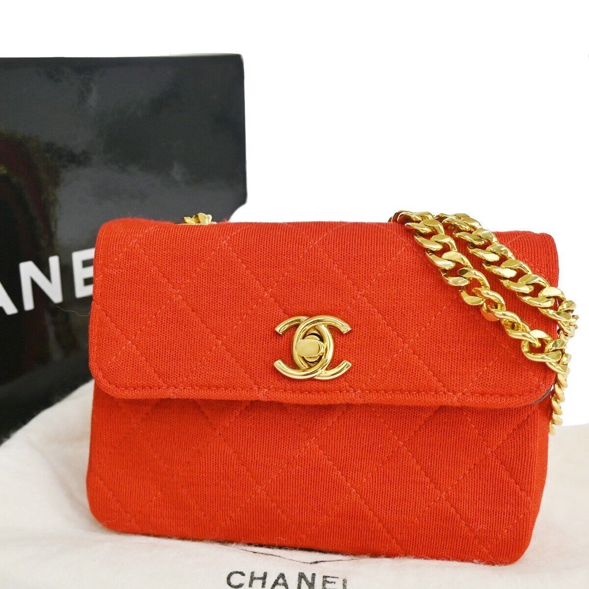 Chanel Vintage Clutch Pleated Leather, RED, CANVAS, Shoulder bag