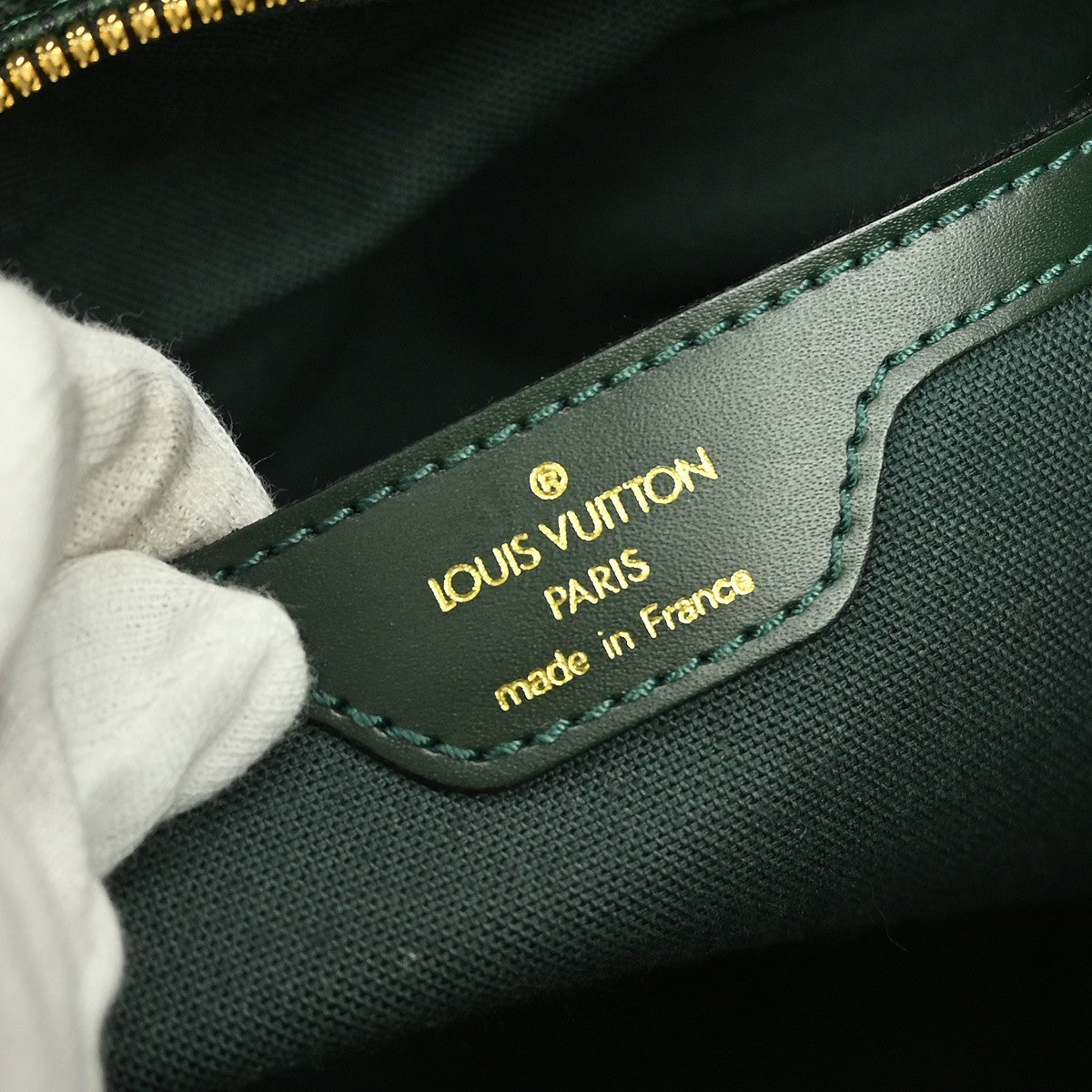 Louis Vuitton Reporter Bag Taiga Leather, GREEN, LEATHER, Shoulder bag