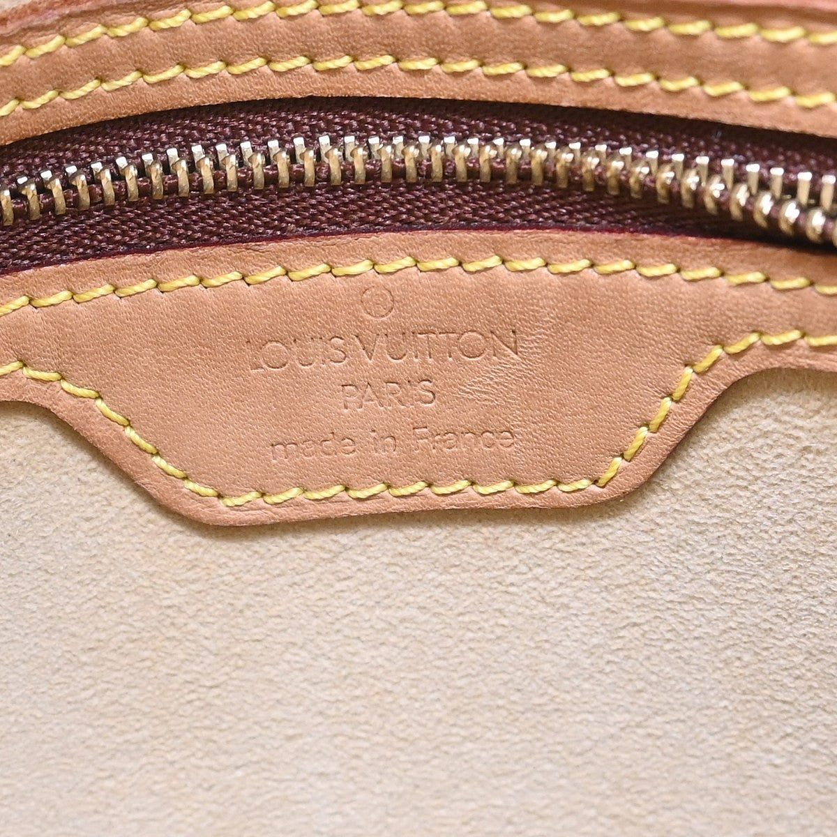 Louis Vuitton Monogram Looping Handbag Monogram Canvas, Brown, Canvas, Shoulder Bag