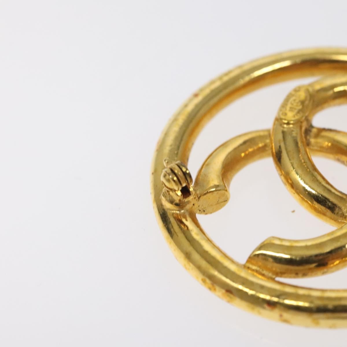 Chanel CC Brooch Metal, GOLD, METAL, Brooch