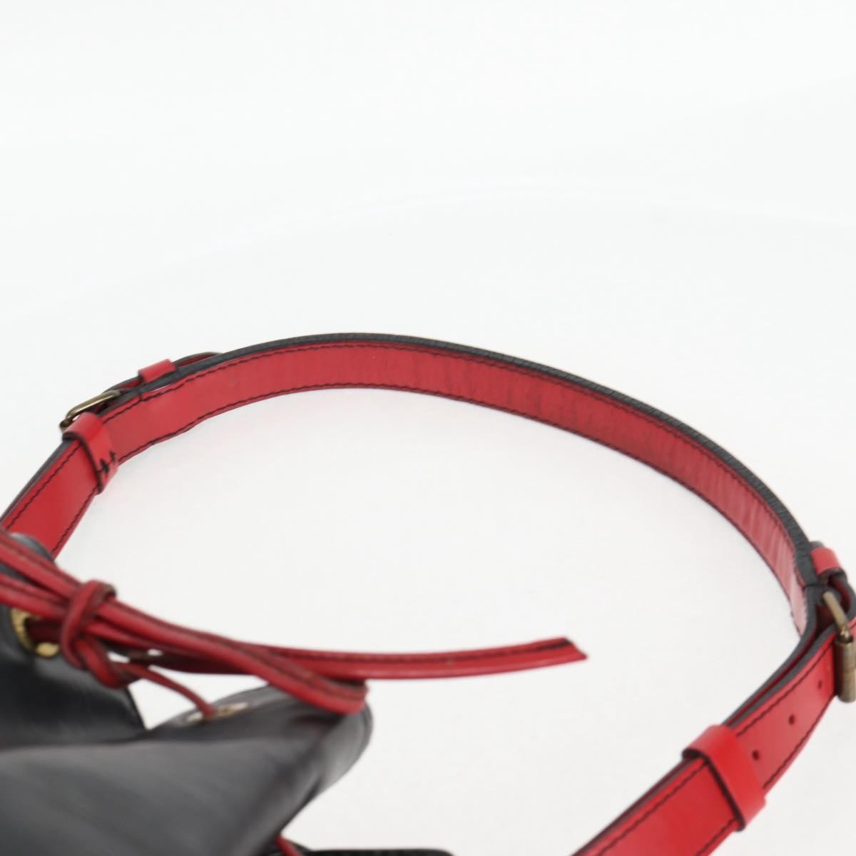 Louis Vuitton Noe Handbag Epi Leather, BLACK, LEATHER, Shoulder bag