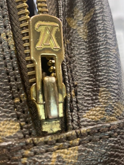 Louis Vuitton Trousse Toilette Monogram Canvas, BROWN, CANVAS, Clutche & pouche