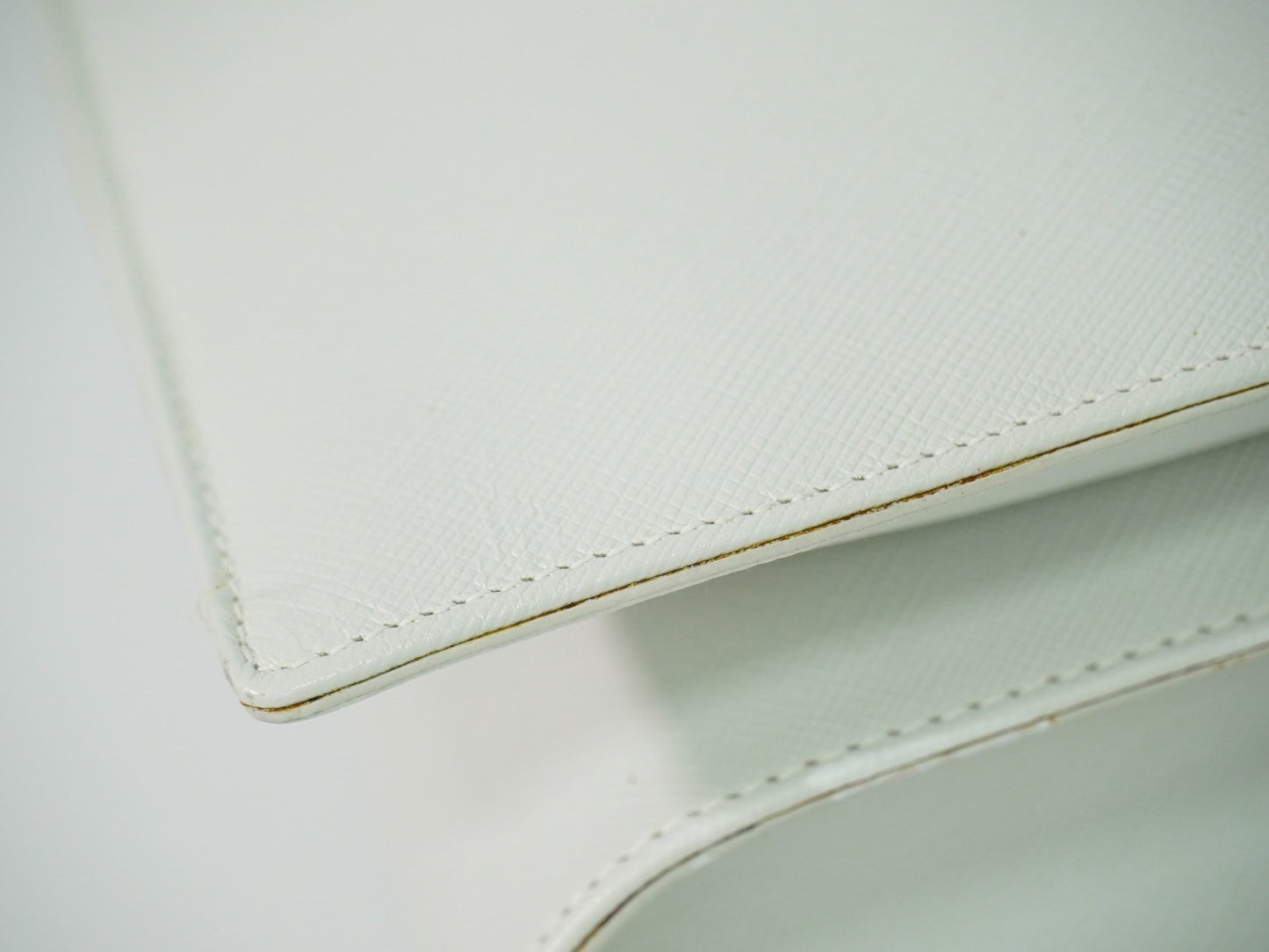 Salvatore Ferragamo Gancini handbag Leather, WHITE, LEATHER, Handbag