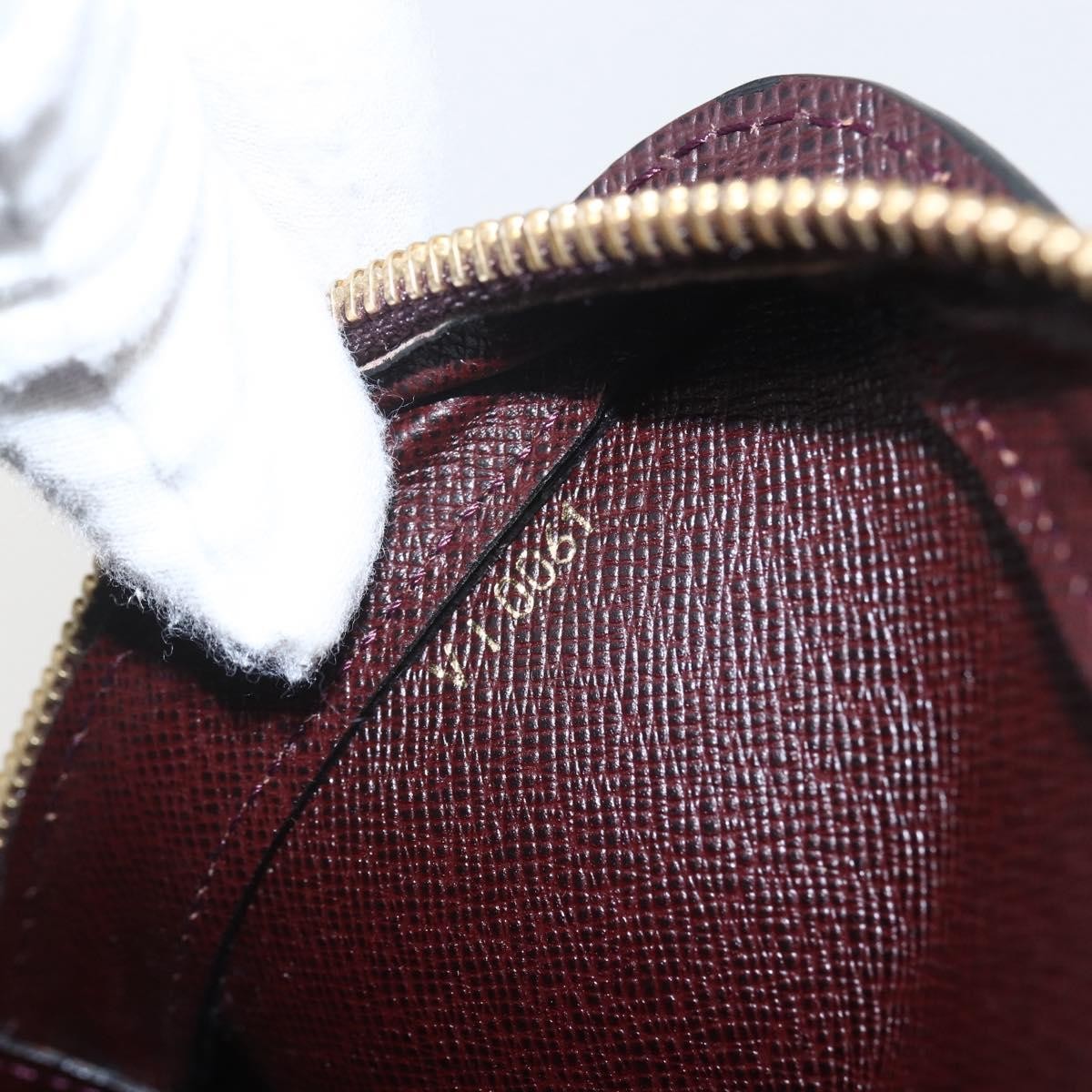 Louis Vuitton Pochette Baikal Clutch Taiga Leather, BROWN, LEATHER, Clutche & pouche