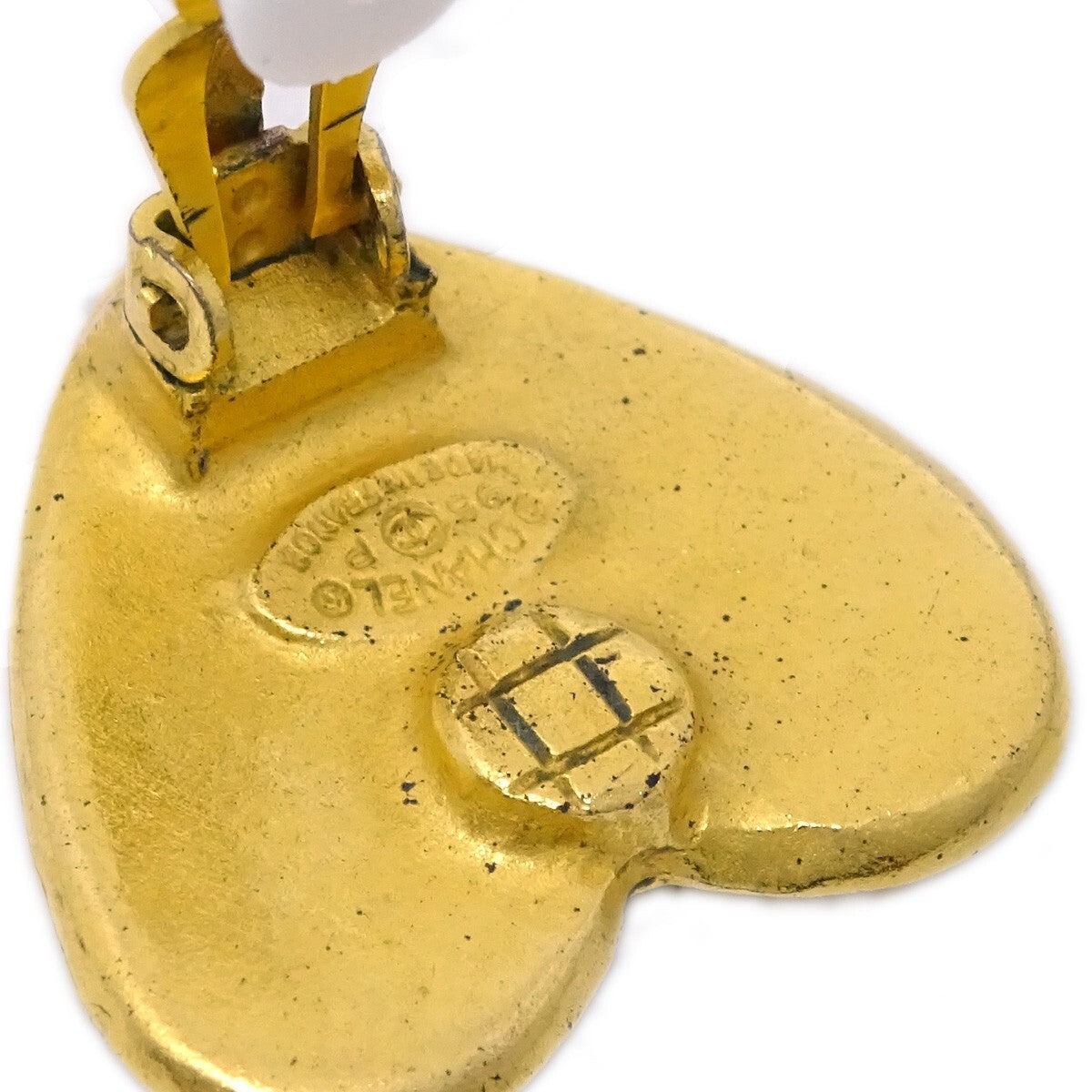 Chanel Vintage CC Heart Clip-On Earrings Metal, GOLD, GOLD_PLATED, Earrings
