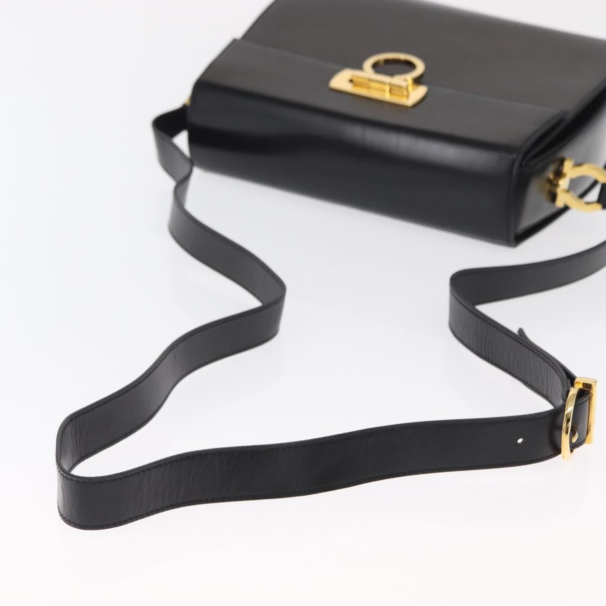 Salvatore Ferragamo Gancini Shoulder Bag Leather, BLACK, LEATHER, Shoulder bag