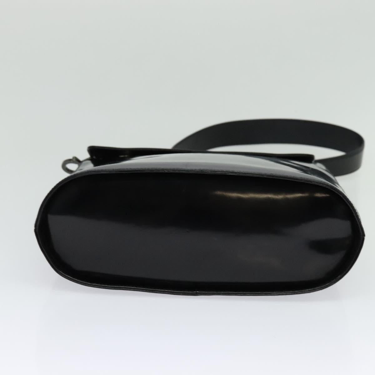 Salvatore Ferragamo Gancini Shoulder Bag Patent Leather, BLACK, PATENT_LEATHER, Shoulder bag