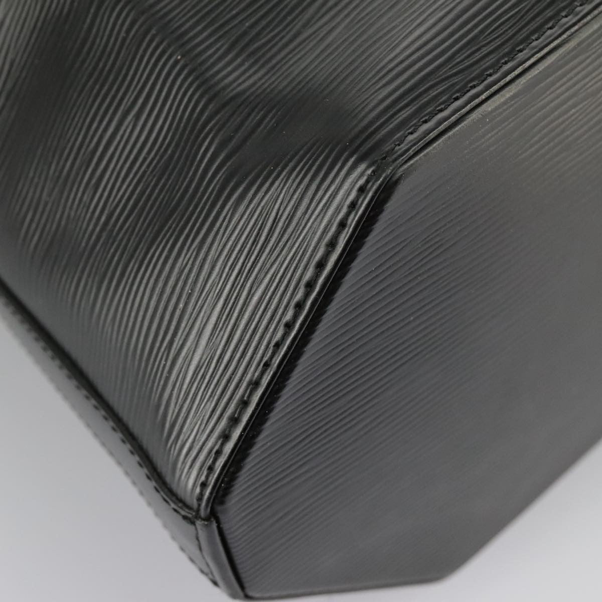 Louis Vuitton Vintage Sac d'Epaule Handbag Epi Leather, BLACK, LEATHER, Handbag