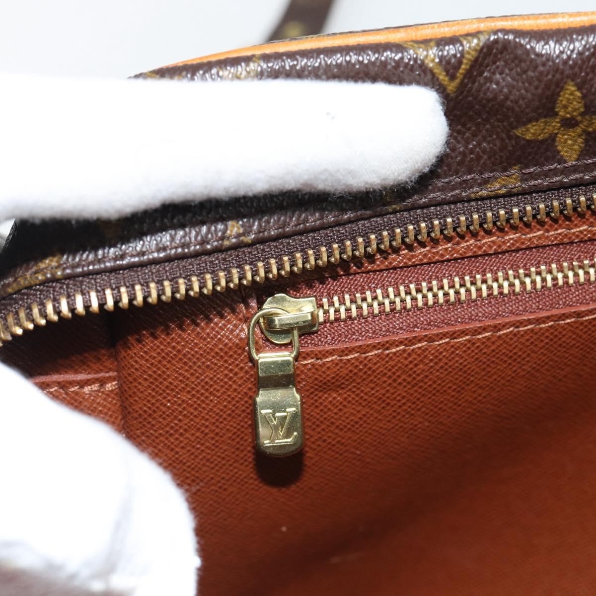 Louis Vuitton Nil Messenger Bag Monogram Canvas, Brown, Canvas, Shoulder Bag