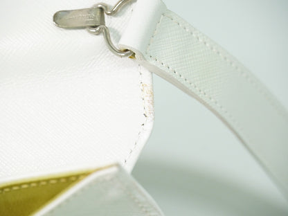 Salvatore Ferragamo Gancini handbag Leather, WHITE, LEATHER, Handbag