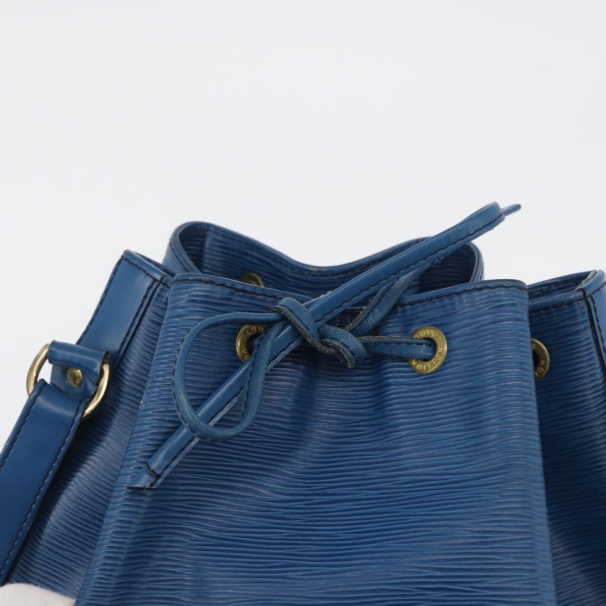 Louis Vuitton Petit Noe NM Handbag Epi Leather, BLUE, LEATHER, Shoulder bag