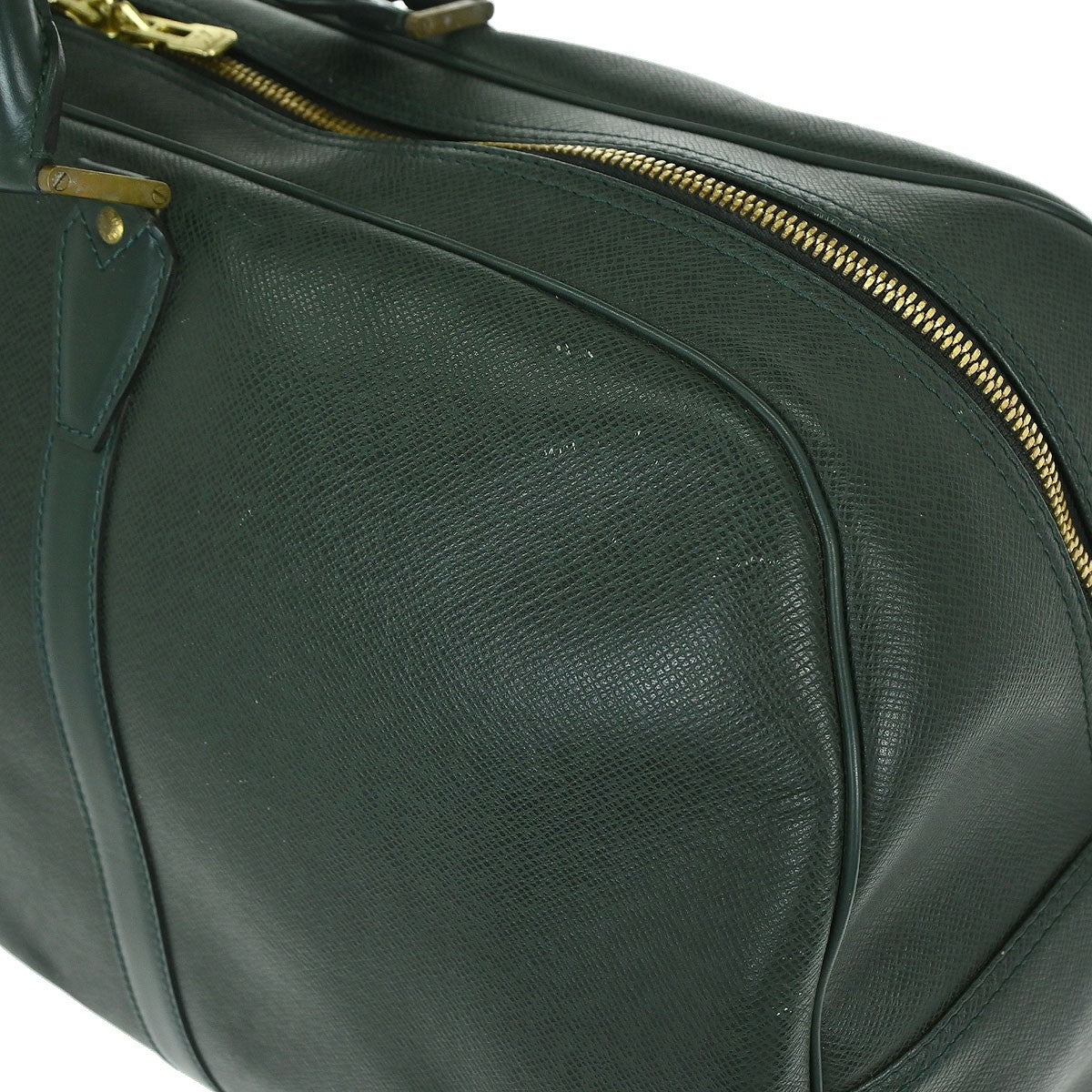 Louis Vuitton Kendall Handbag Taiga Leather, Green, Leather, Travel Bag