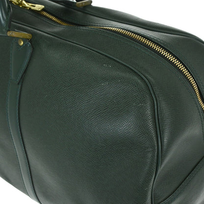 Louis Vuitton Kendall Handbag Taiga Leather, Green, Leather, Travel Bag