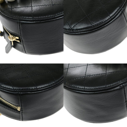 Chanel Chic Pearls Round Clutch with Chain Quilted Lambskin, BLACK, LEATHER, Shoulder bag