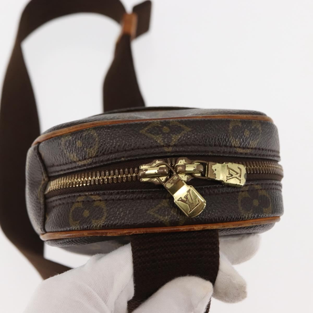 Louis Vuitton Pochette Gange Monogram Canvas, BROWN, CANVAS, Clutche & pouche