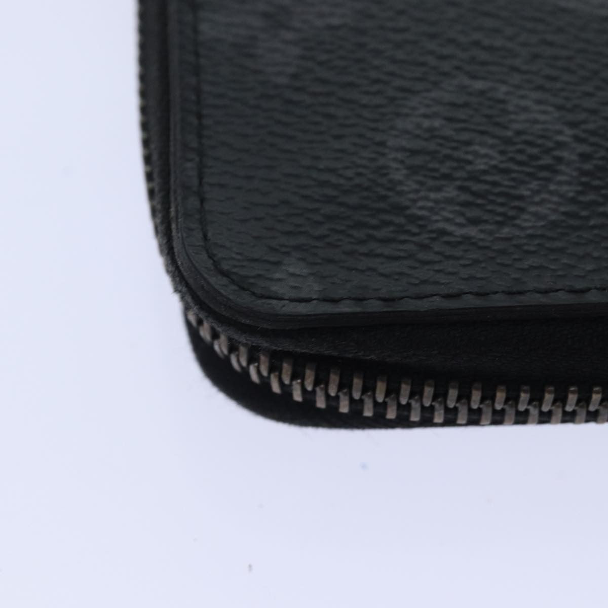Louis Vuitton Zippy wallet vertical Taurillon Leather, BLACK, CANVAS, Wallets
