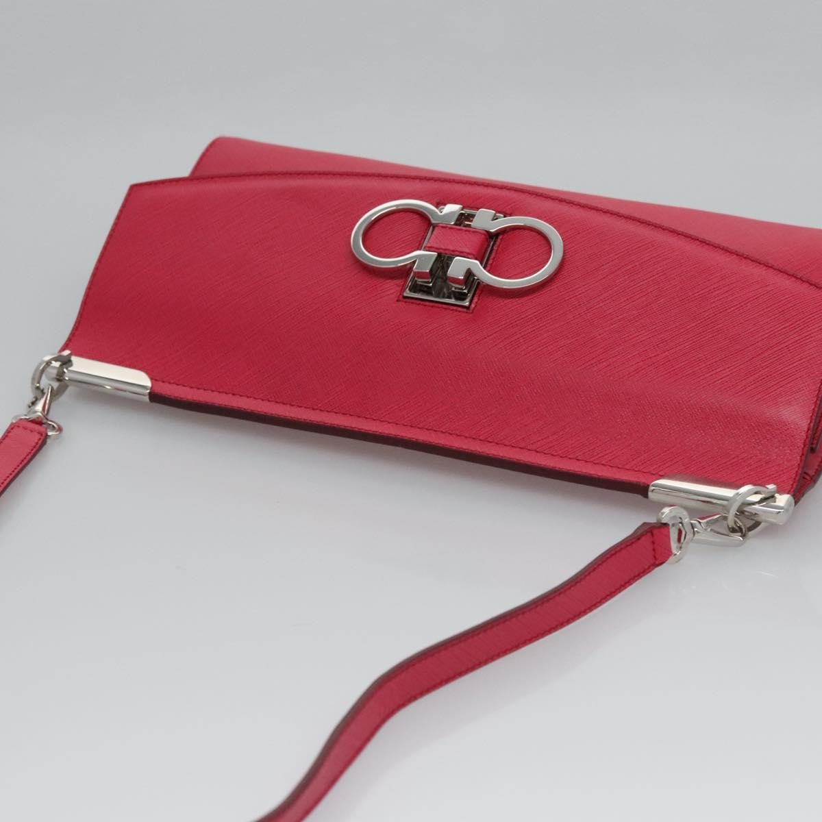 Salvatore Ferragamo Gancini Shoulder Bag Leather, PINK, LEATHER, Shoulder bag