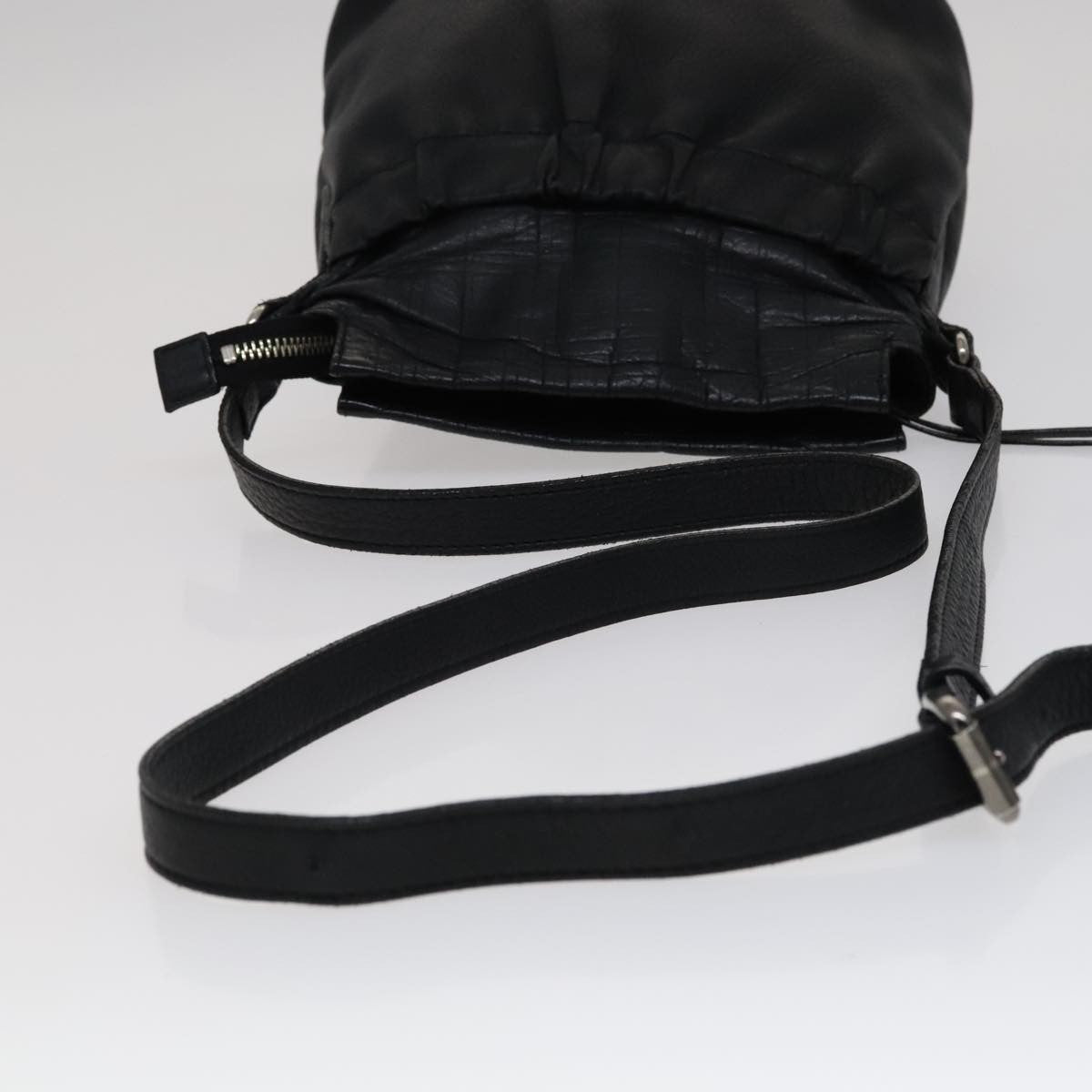 Burberry Vintage Crossbody Bag Leather, BLACK, LEATHER, Shoulder bag