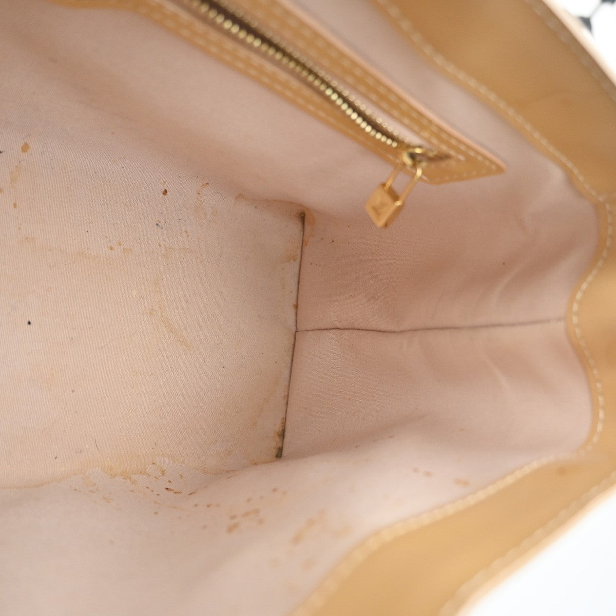 Louis Vuitton Wilshire Handbag Monogram Vernis, BEIGE, PATENT_LEATHER, Handbag