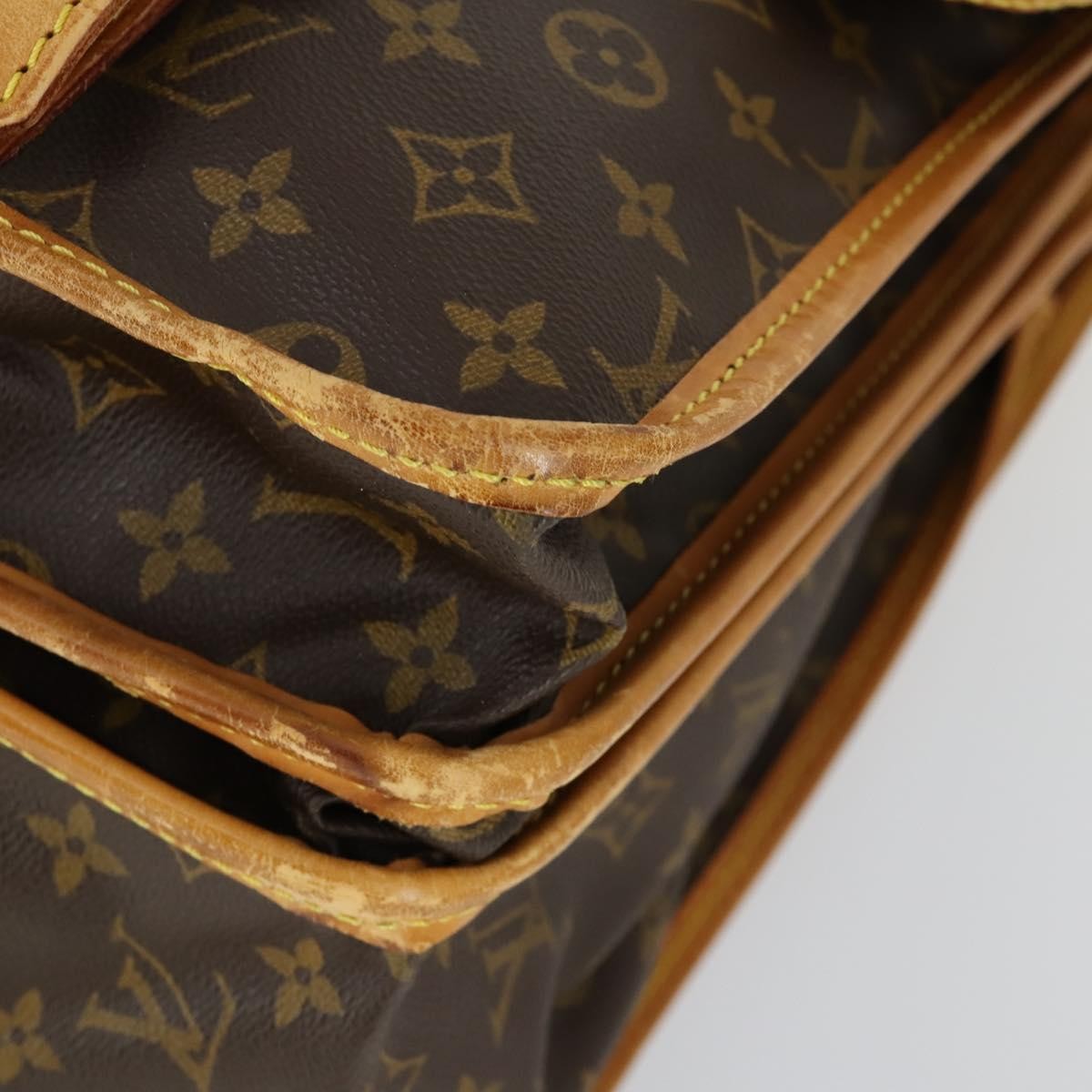 Louis Vuitton Sac Chasse Hunting Bag Monogram Canvas, BROWN, CANVAS, Travel bag