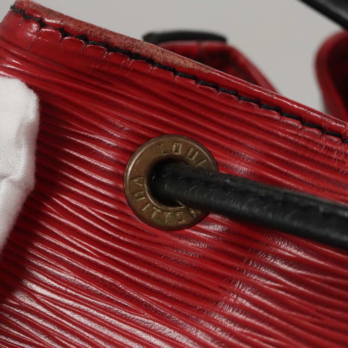 Louis Vuitton Petit Noe Handbag Epi Leather, RED, LEATHER, Shoulder bag