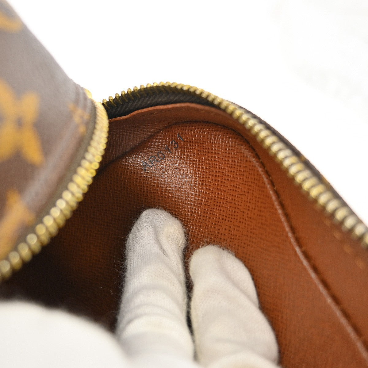Louis Vuitton Nil Messenger Bag Monogram Canvas, Brown, Canvas, Shoulder Bag