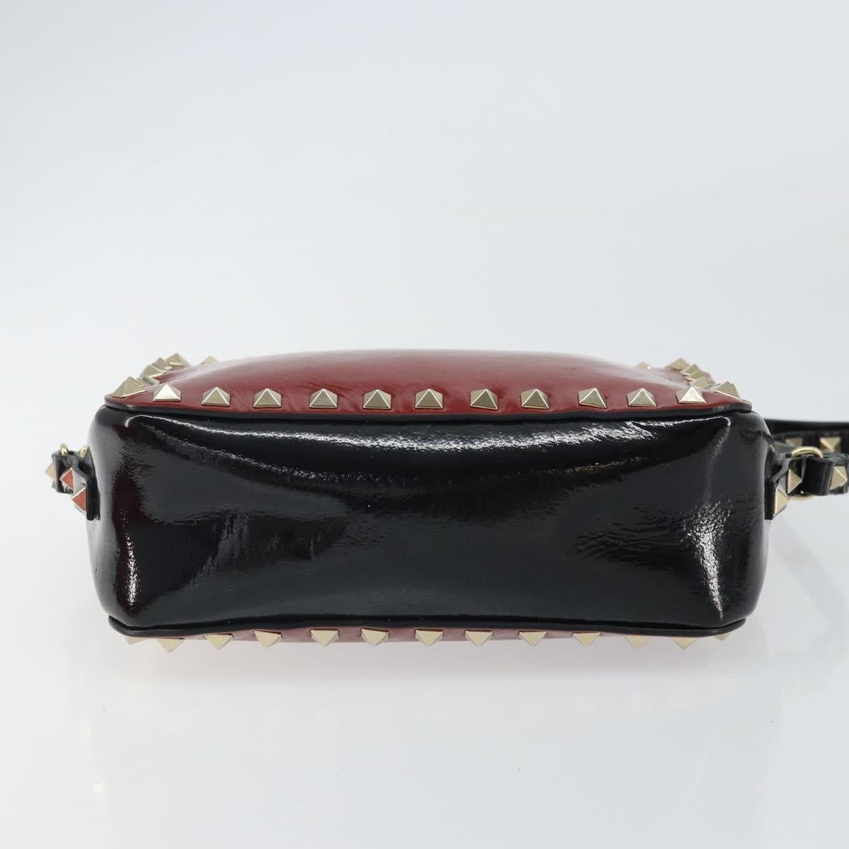 Valentino Garavani Rockstud Chain Camera Crossbody Bag Patent leather, RED, PATENT_LEATHER, Clutche & pouche