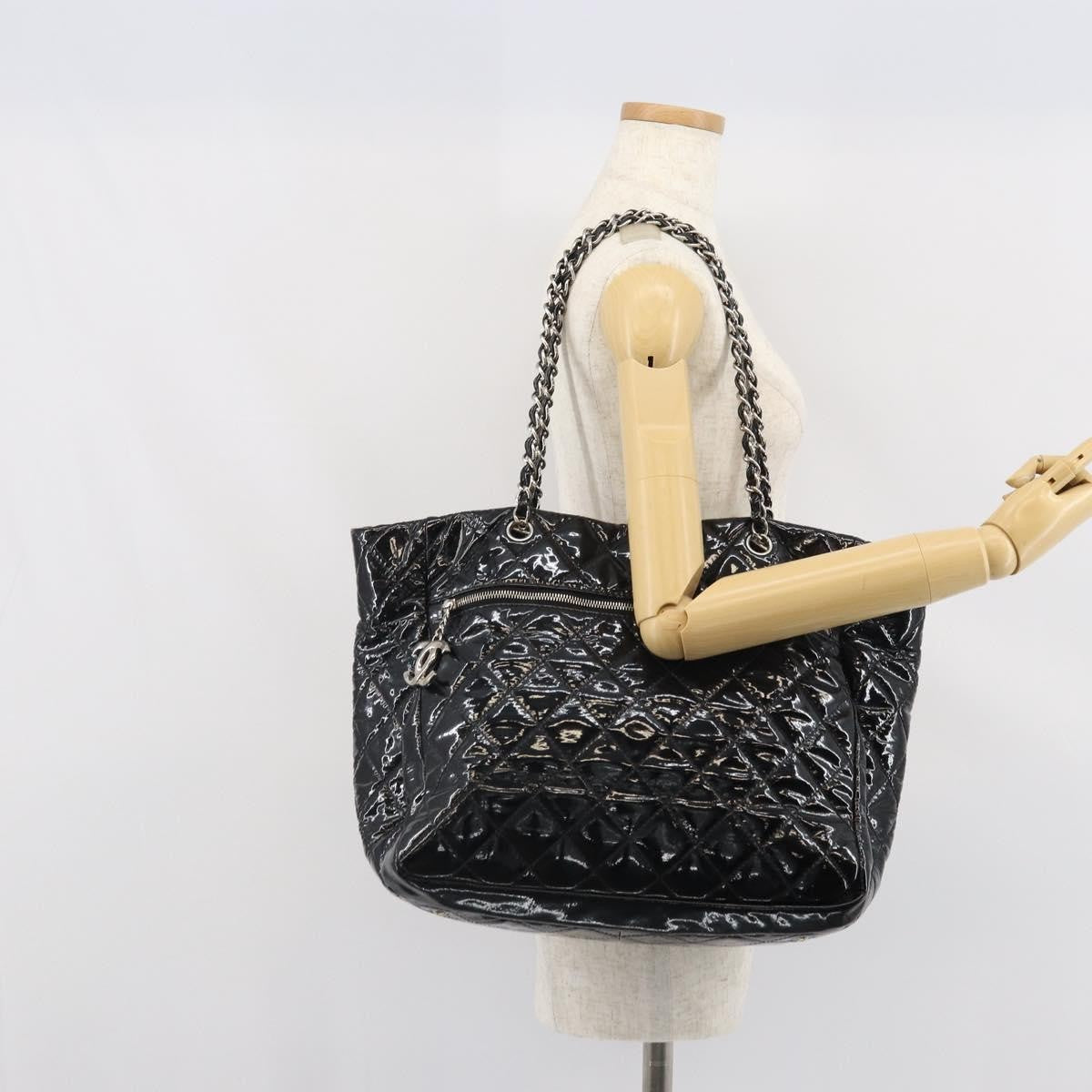 Chanel CC Charm Tote Quilted Patent Vinyl, BLACK, PATENT_LEATHER, Tote bag