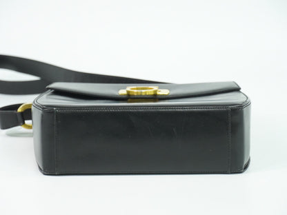 Salvatore Ferragamo Gancini Shoulder Bag Leather, BLACK, LEATHER, Shoulder bag