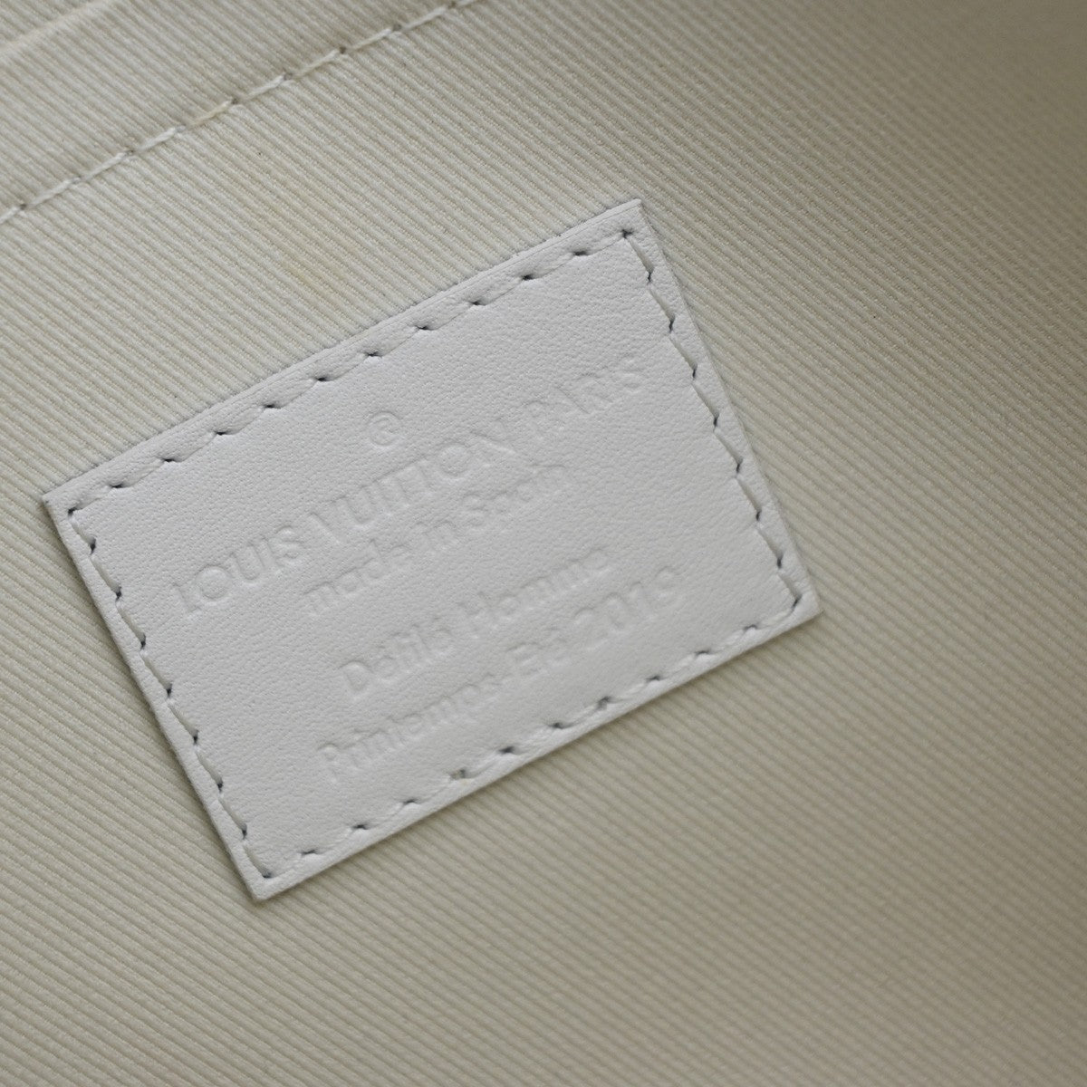 Louis Vuitton Pochette A4 Monogram Taurillon Leather, WHITE, LEATHER, Clutche & pouche