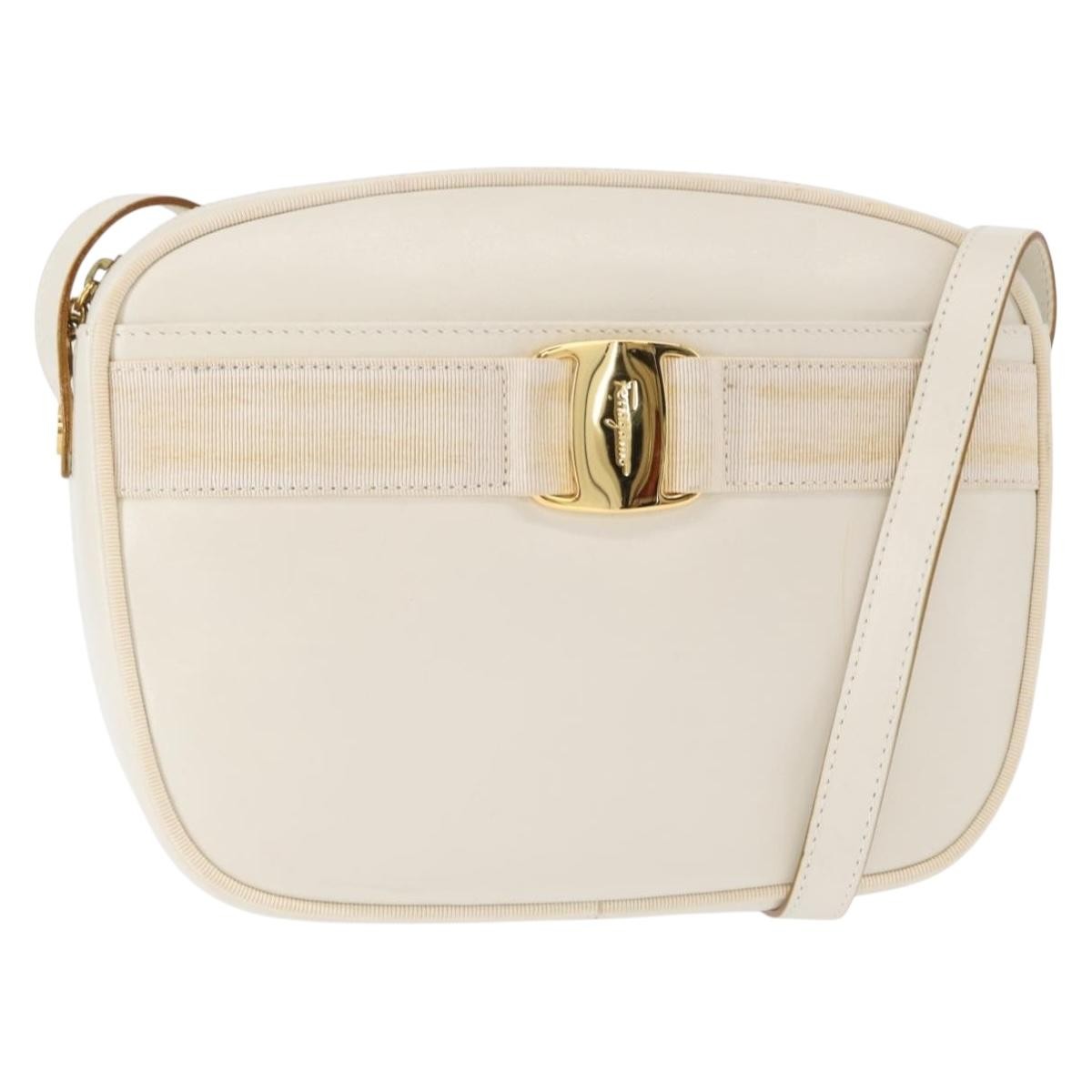 Salvatore Ferragamo Vala Shoulder Bag Leather, WHITE, LEATHER, Shoulder bag