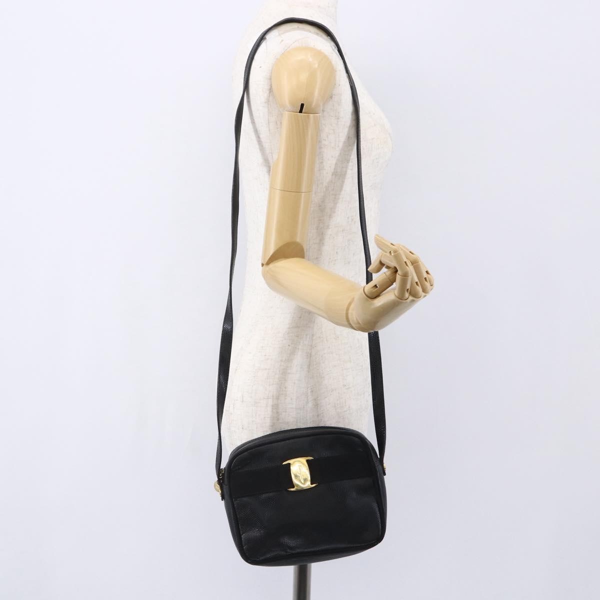 Salvatore Ferragamo Vara Bow camera Shoulder Bag Leather, BLACK, LEATHER, Shoulder bag