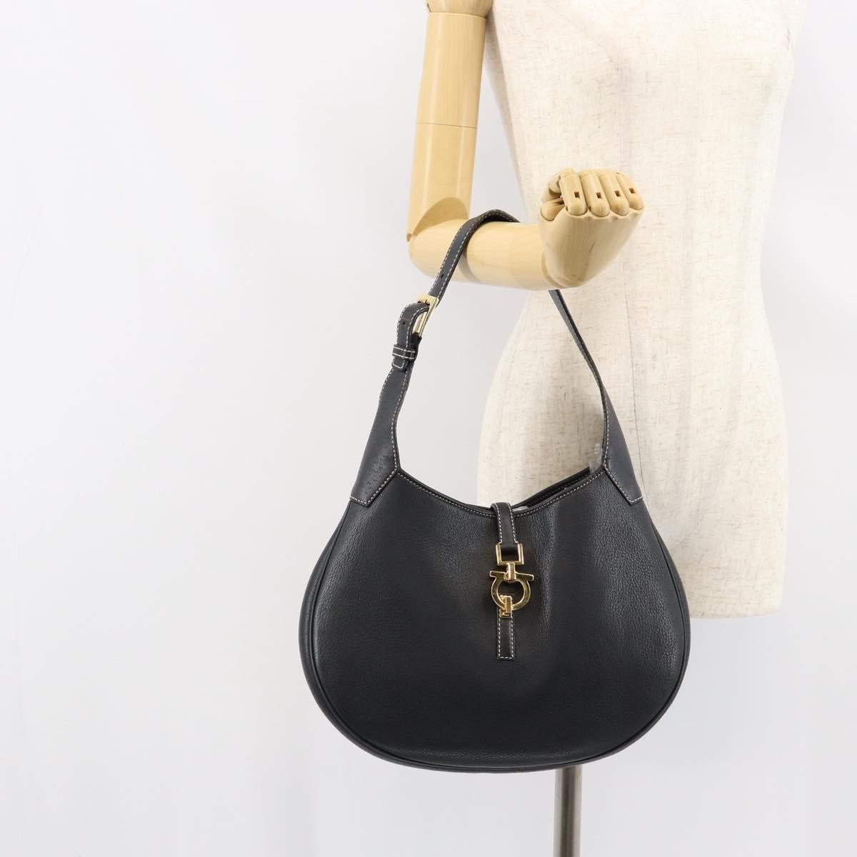 Salvatore Ferragamo Gancini Shoulder Bag Leather, BLACK, LEATHER, Shoulder bag