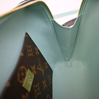 Louis Vuitton Venice Handbag Vernis with Monogram Canvas, GREEN, PATENT_LEATHER, Shoulder bag