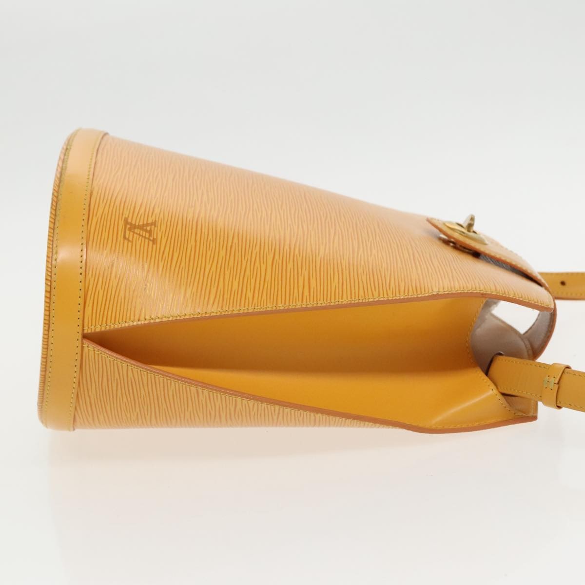Louis Vuitton Cluny Shoulder Bag Epi Leather, Yellow, Leather, Shoulder Bag