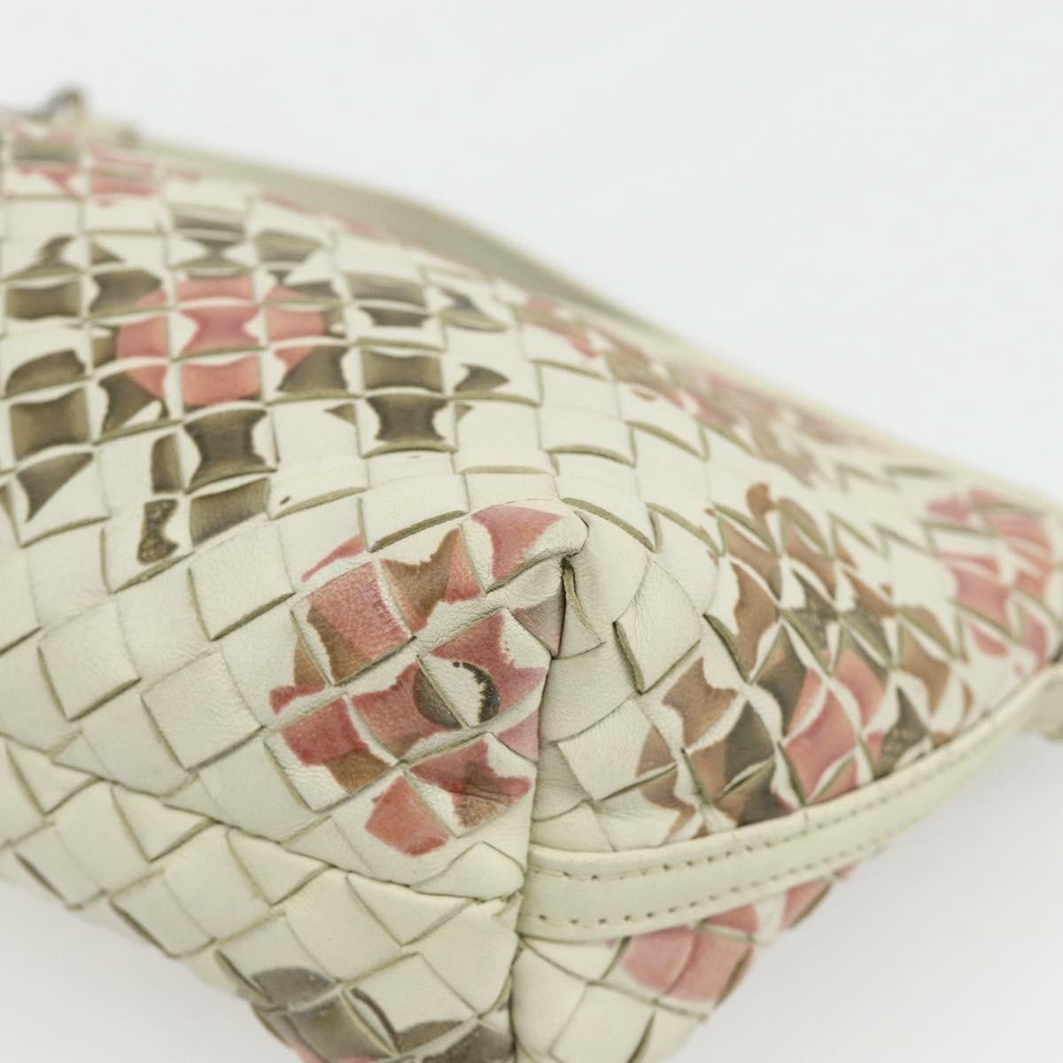 Bottega Veneta Intrecciato Clutch bag Leather, White, Leather, Clutch
