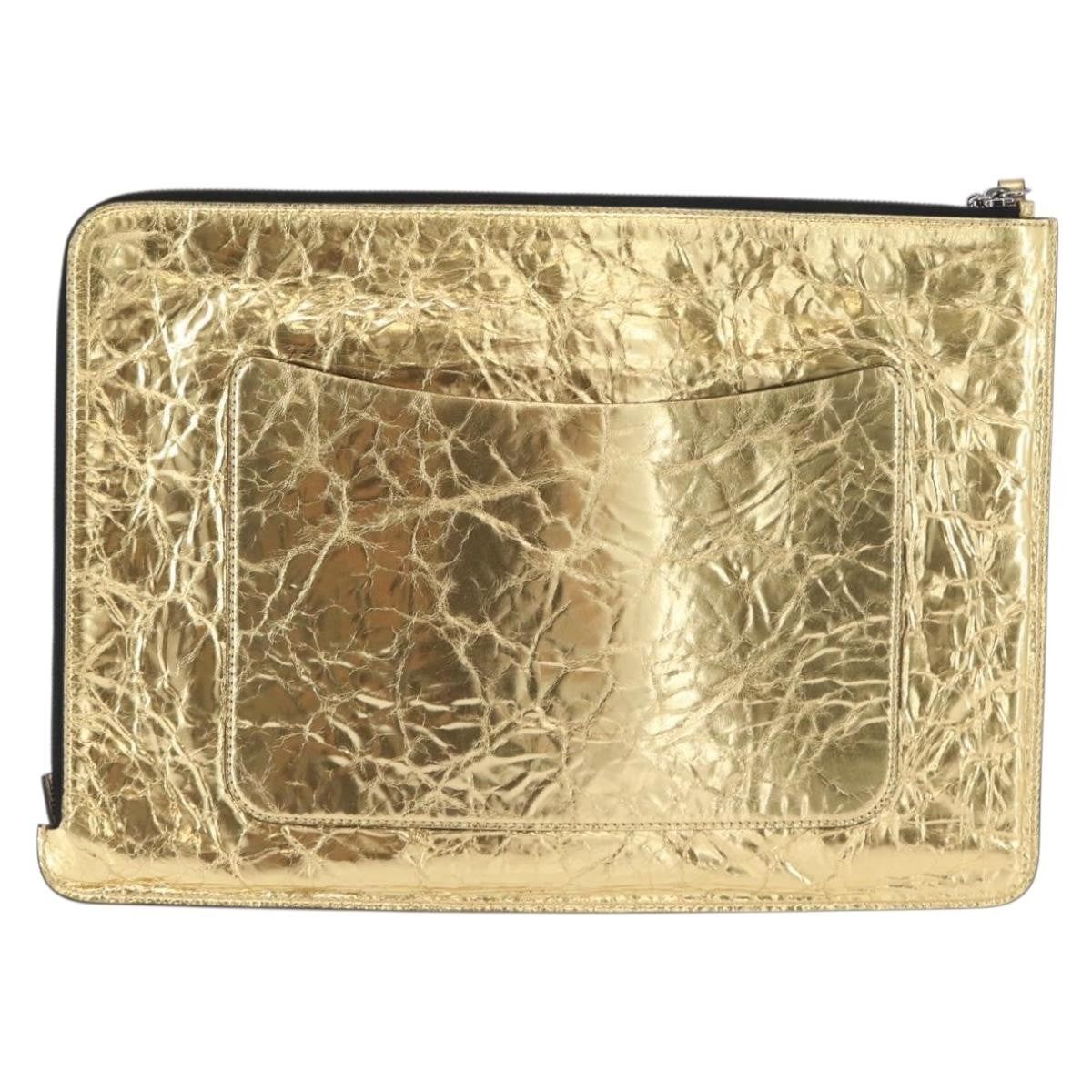 Chanel Feminine Pouch Crinkled Leather, GOLD, LEATHER, Clutche & pouche
