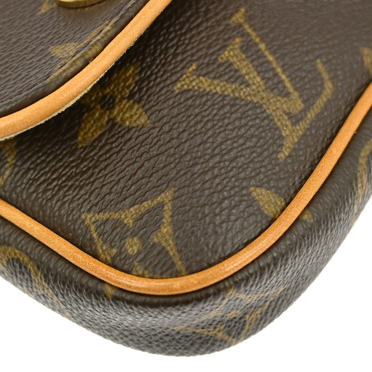 Louis Vuitton Cancun Pochette Monogram Canvas, BROWN, CANVAS, Clutche & pouche