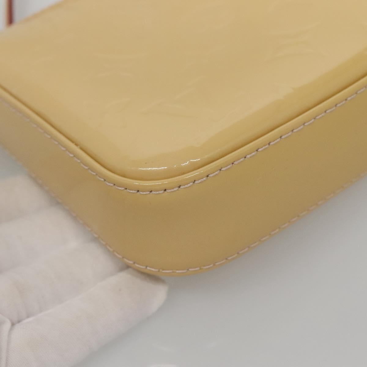 Louis Vuitton Pochette Accessoires NM Monogram Vernis, BEIGE, PATENT_LEATHER, Clutche & pouche